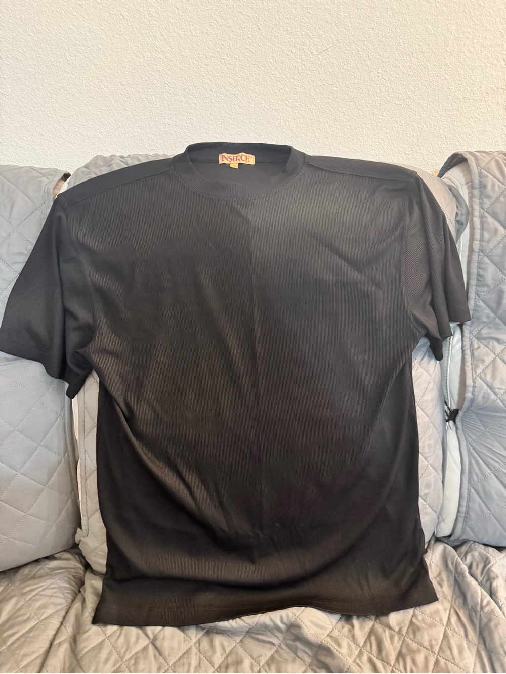 Men's Black Short-Sleeve Crewneck Shirt - InSerch